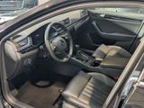Skoda Superb 2.0 TDI DSG L&K Standhzg Navi 1. Hand - Skoda Superb mit Diesel-Antrieb: Limousine