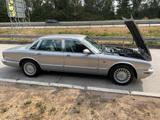 Jaguar XJ8 4.0 Executive - Jaguar XJ8 von privat
