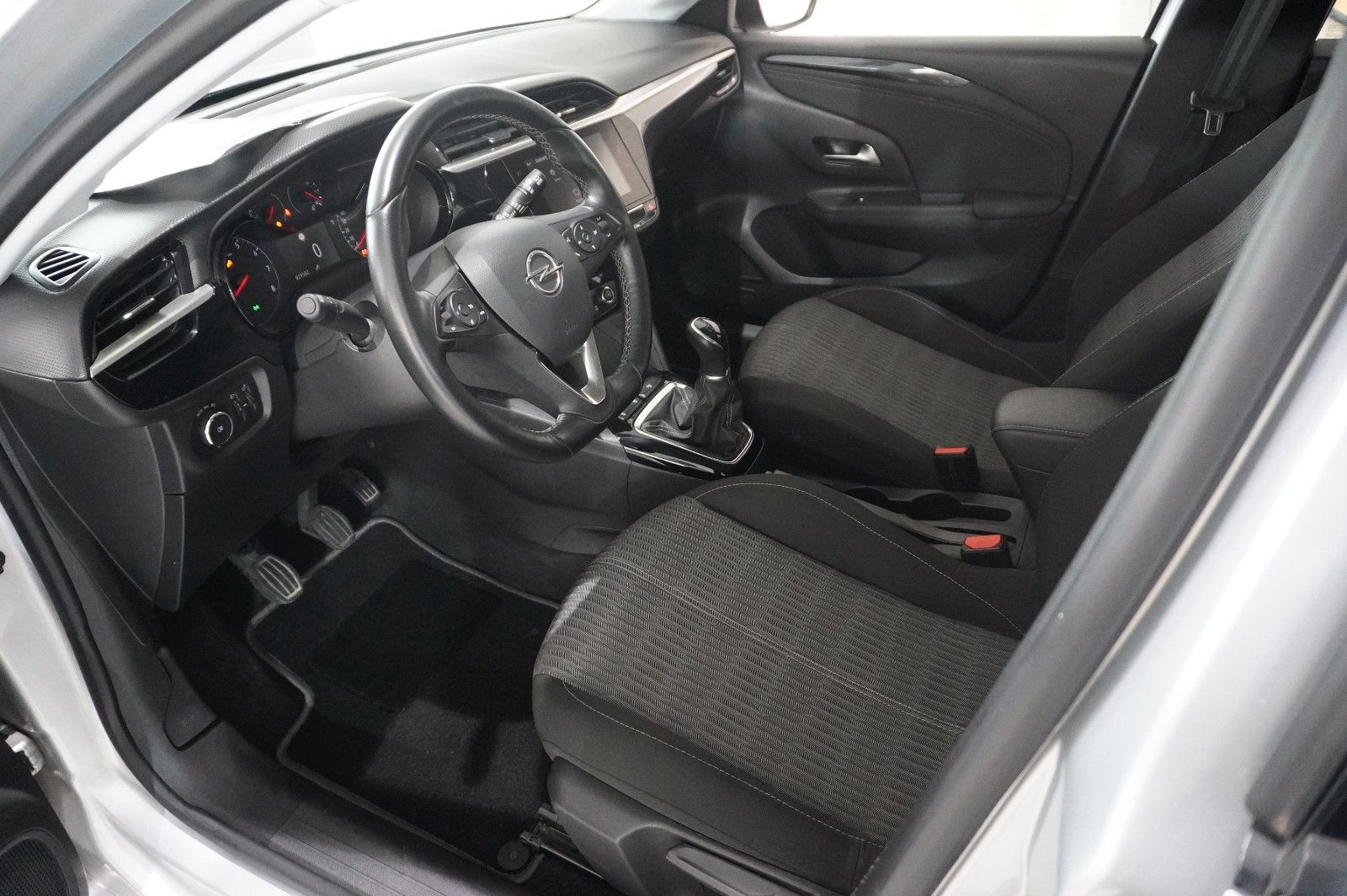 Fahrzeugabbildung Opel Corsa F 1.2 ELEGANCE NAVI/LED/TEMP./SPORT/DAB+