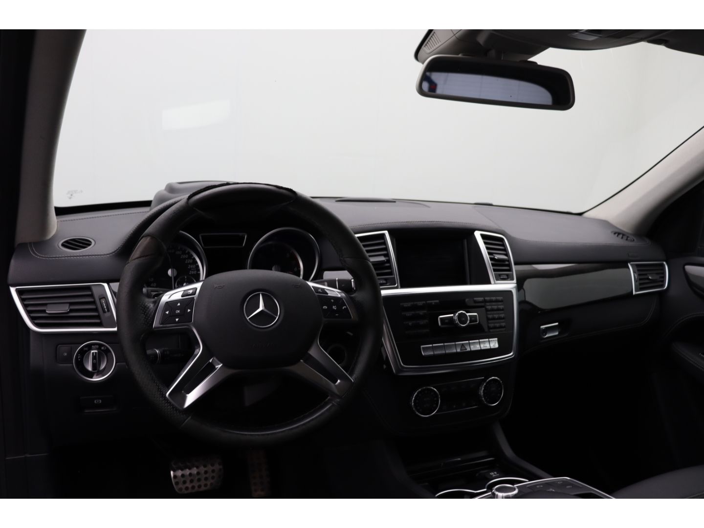 Fahrzeugabbildung Mercedes-Benz ML 350 CDI BlueTec Pano Schiebe Standheizung SHZ