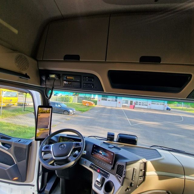 Fahrzeugabbildung Mercedes-Benz Actros 1848 LS Standklima+Retarder+SZM+L-FHS PC