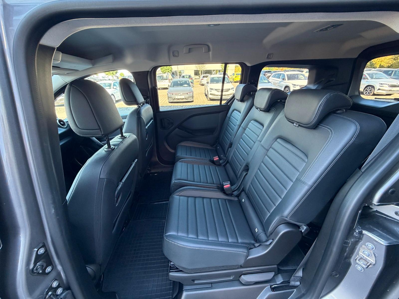 Mercedes-Benz T-Klasse 180 lang Progressive 7-Sitzer Leder Kam
