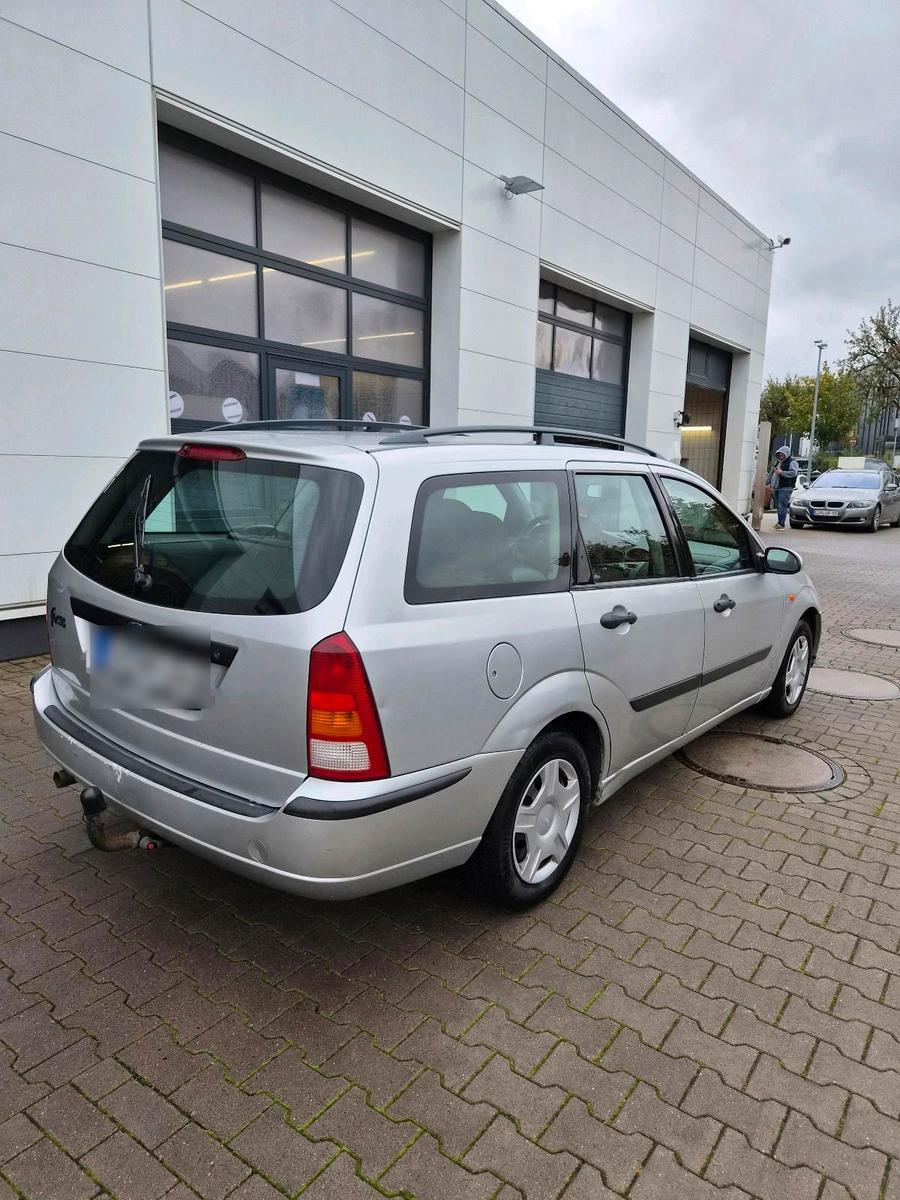 Ford Focus 2004 — photo 5