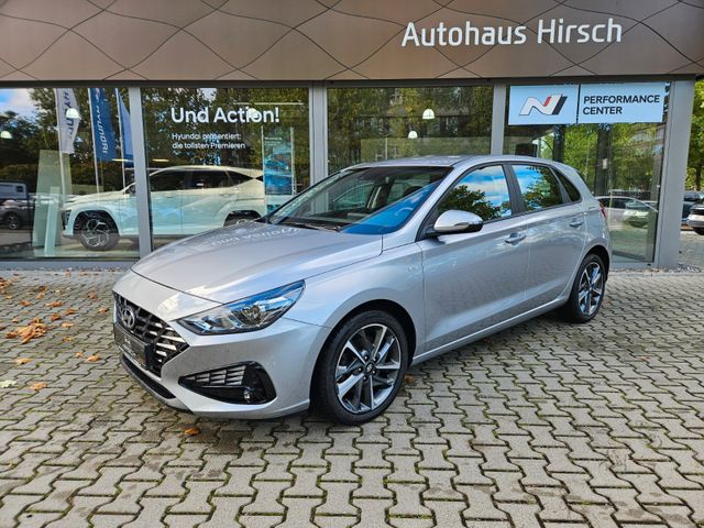 Hyundai i30 1.0 T-GDI 48V TREND KAMERA PDC SHZ LHZ