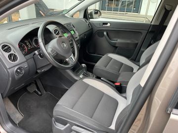 Volkswagen Golf - 10