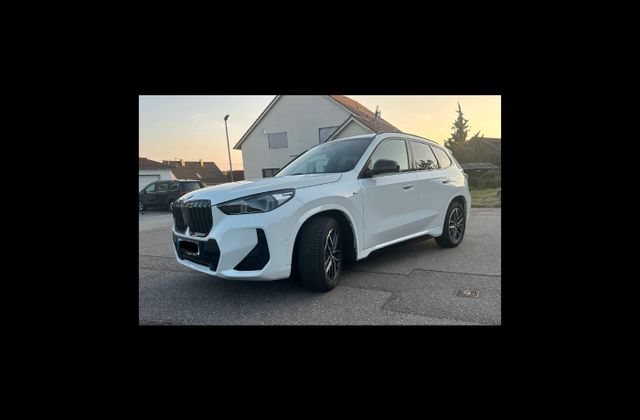 BMW X1 sDrive18i M Sportpaket Navi, LED, RFK, AHK