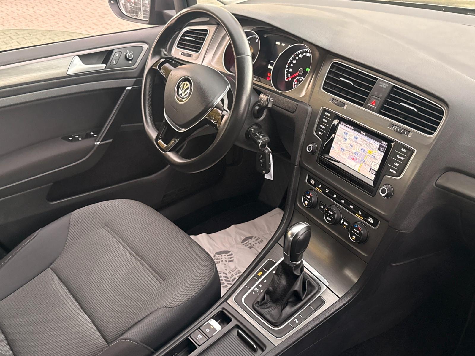 Volkswagen Golf 2013 — photo 41