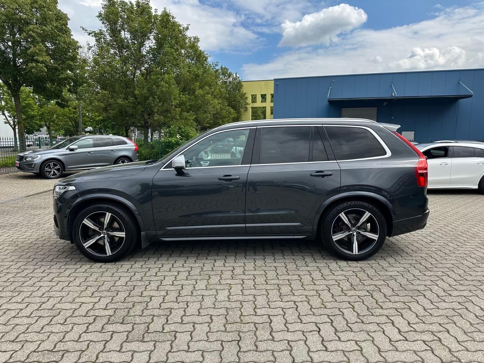Volvo XC90 R-Design AWD KEY Stand AHK Pano ACC Luft