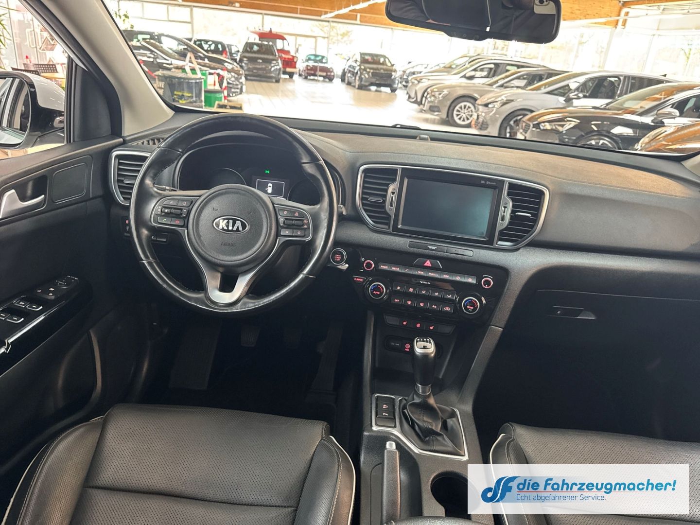 Fahrzeugabbildung Kia Sportage Dream Team 2WD Navi Leder Soundsystem M