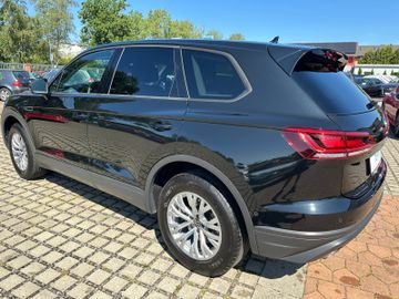 Volkswagen Touareg - 5