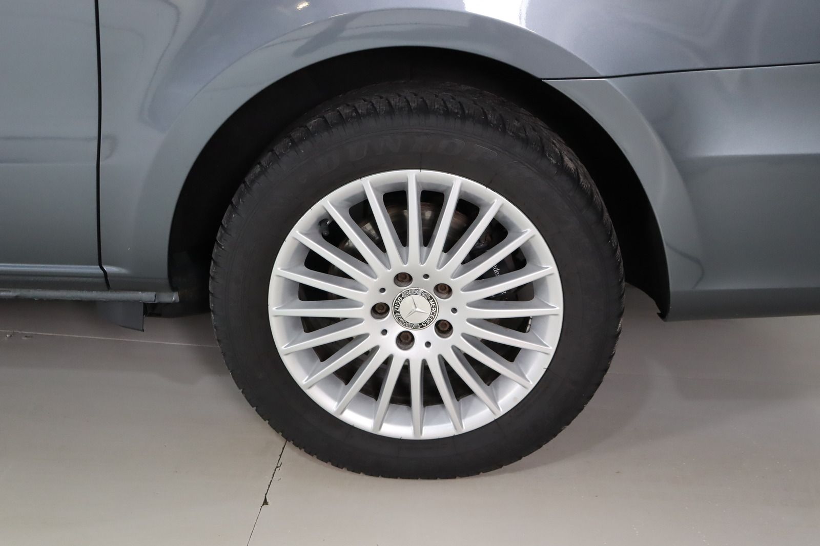 Fahrzeugabbildung Mercedes-Benz V 250 d lang 4-Matic * PDC * Navi * SHZ