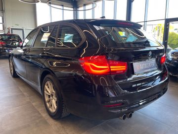 BMW 320i Advantage *NAVI*PDC*MFL*TEMP*