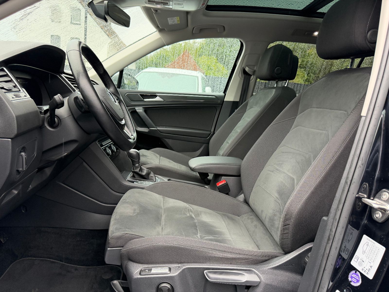 VW Tiguan Allspace 4Motion 7 Sitzer/Scheckheft – Foto 11
