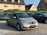 Mercedes-Benz B200-Sport Paket-Parktronic-Sitzheizung-Tüv - Mercedes-Benz B 200 aus 2010