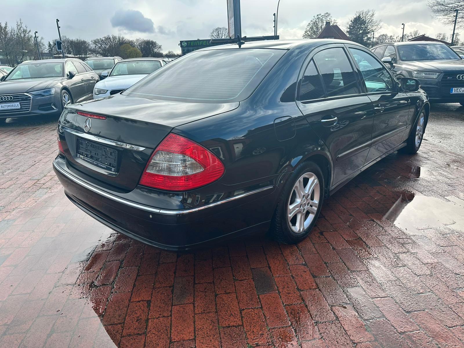 Mercedes-Benz E 220 Limousine CDI AVANTGARDE TMP CAM NAVI