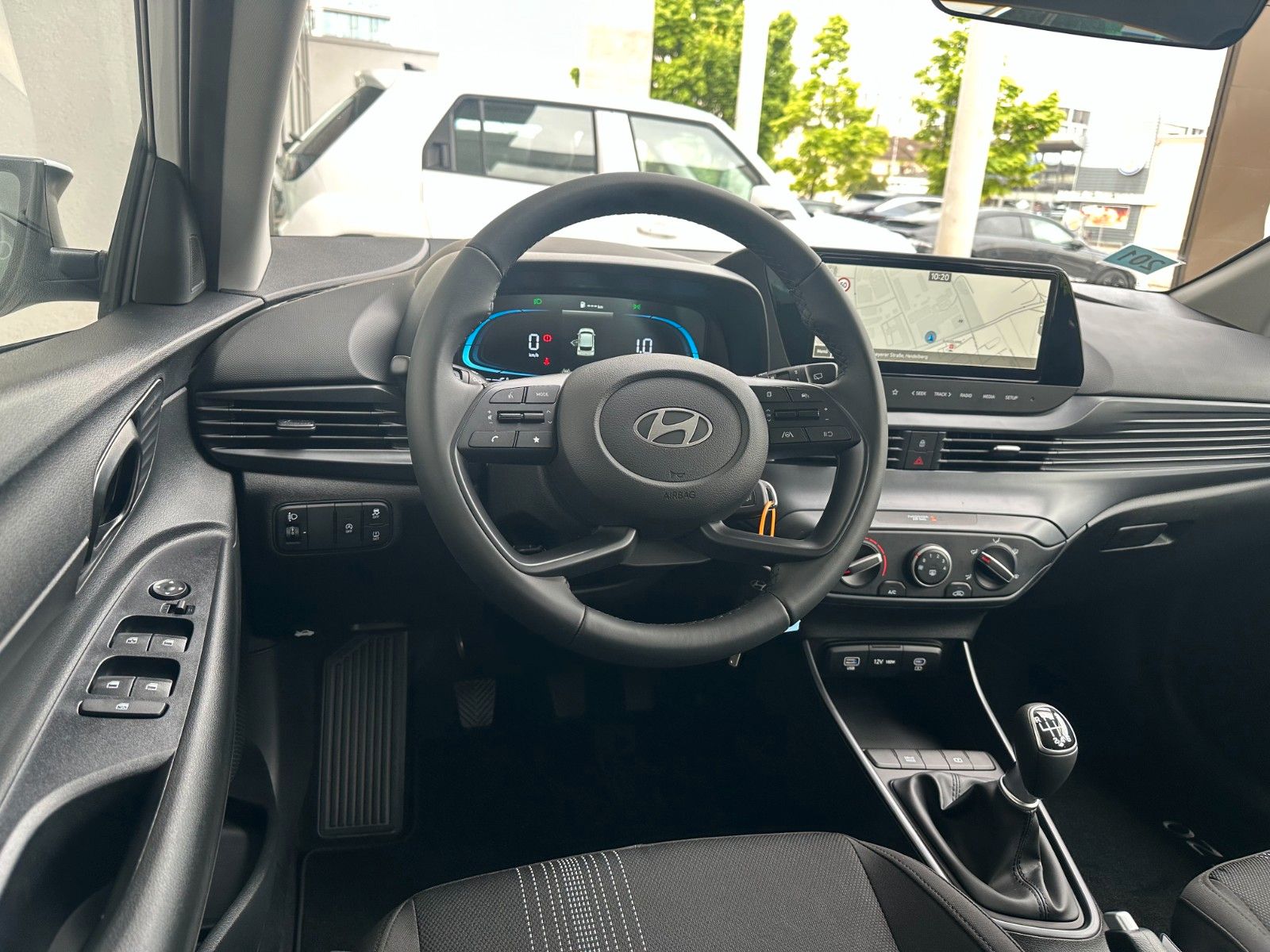 Fahrzeugabbildung Hyundai i20 Select 100PS Navi/PDC/kamera!