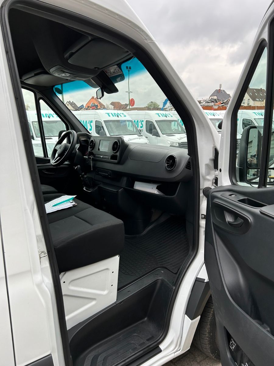 Fahrzeugabbildung Mercedes-Benz Sprinter  214 CDI   L2 H2    AHK