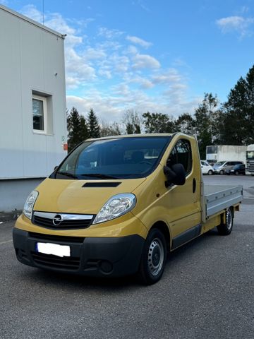 Opel Vivaro  Tiefpritsche Tüv Neu 48.000 Km