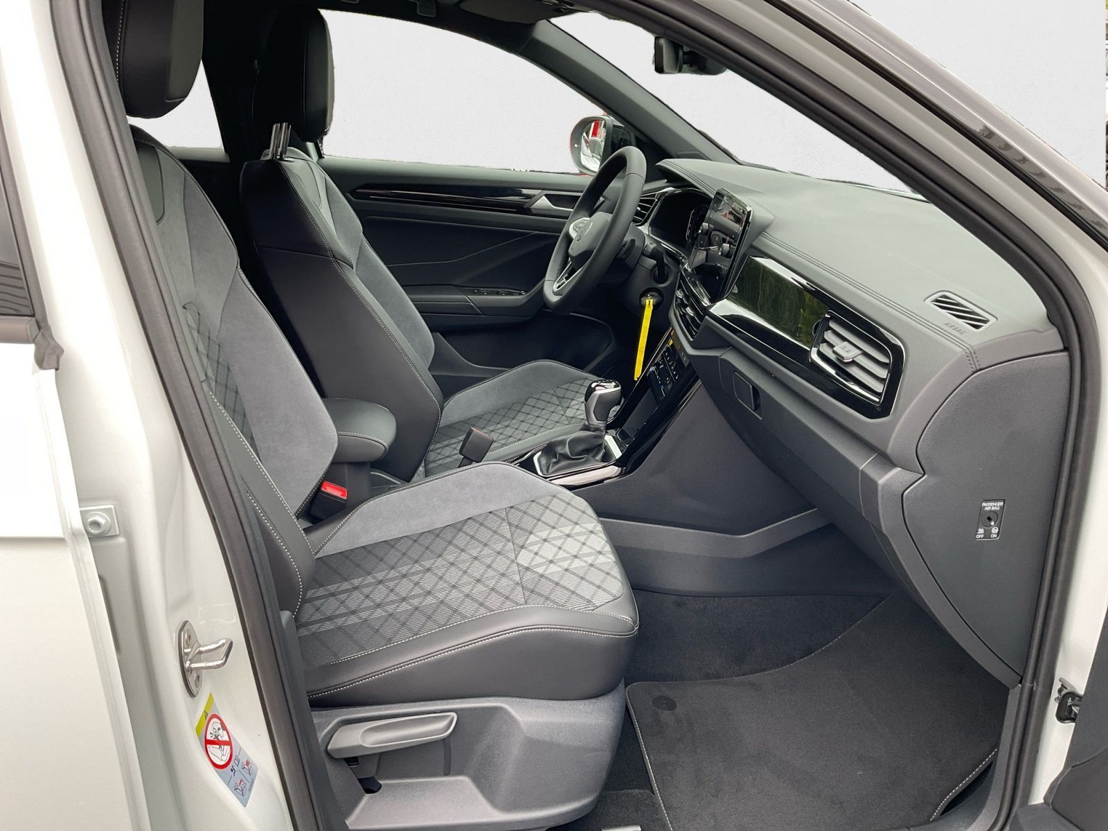 Volkswagen T-Roc - Bild 15