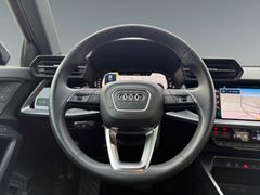 Fahrzeugabbildung Audi A3 Limousine 35 TFSI advanced S-Tronic Navi