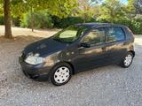 Fiat Punto 1.3 Multijet 16V 5 porte Dynamic - Fiat Punto mit Diesel-Antrieb: Dynamic