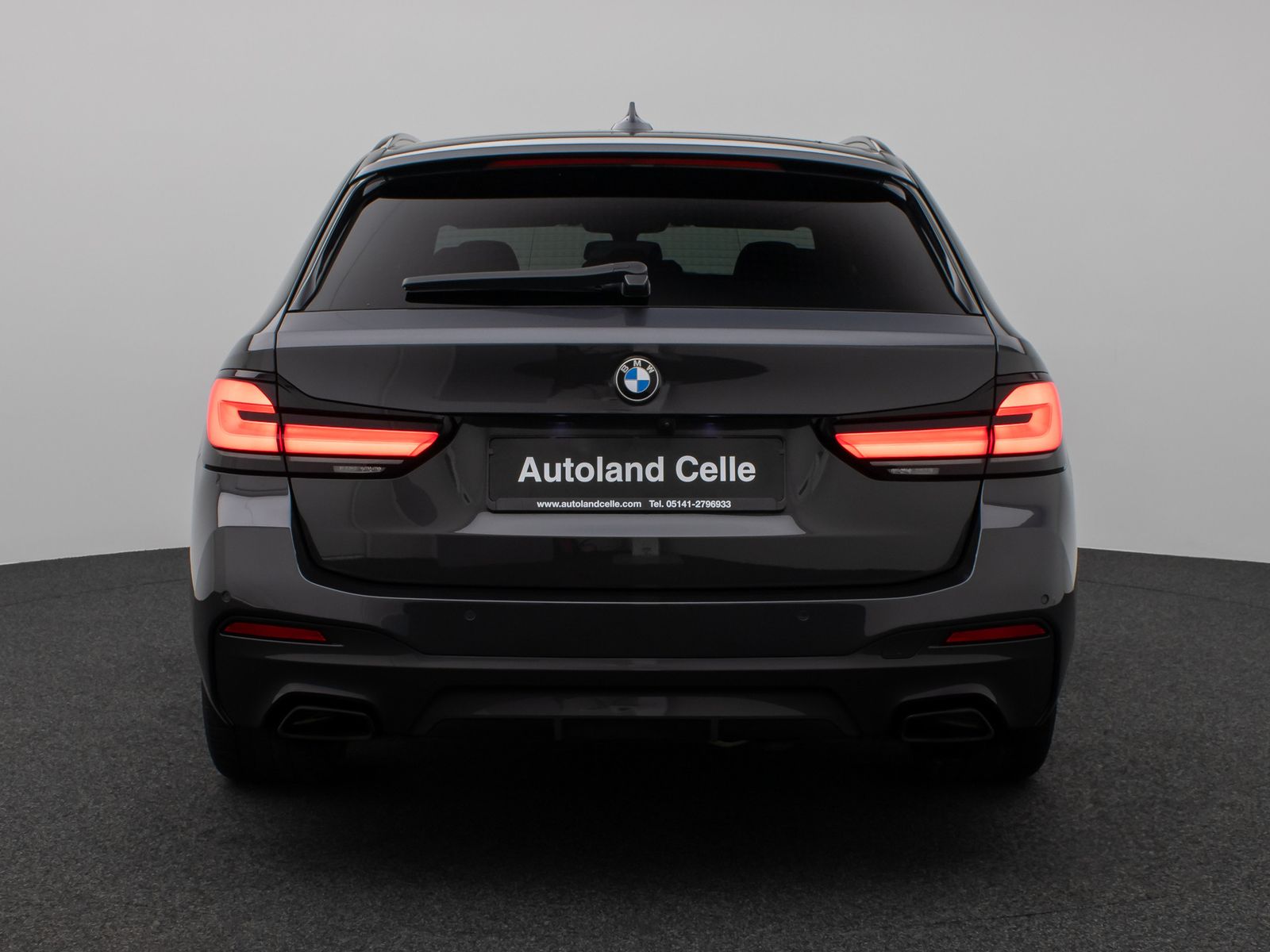 Fahrzeugabbildung BMW 530d xD M Sport Laser Kamera HUD DAB HiFi Komfor