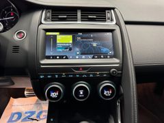 JAGUAR E-PACE D180*R-Dynamic S*AWD*LEDER*LED*KAMERA* JAGUAR E-PACE D180*R-Dynamic S*AWD*LEDER*LED*KAMERA*