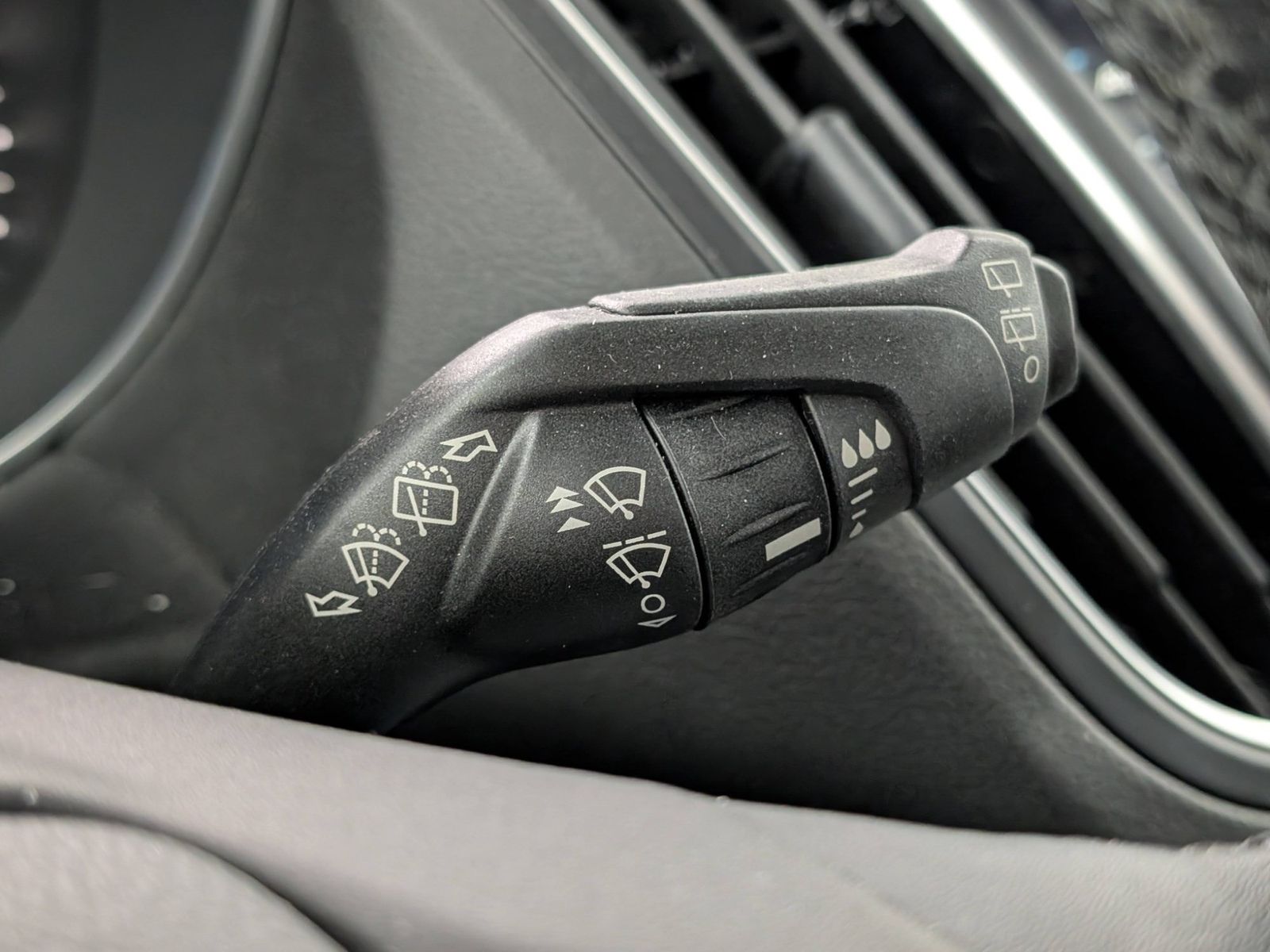 FORD Grand C-Max  1.0 EcoBoost Titanium Keyfree Navi – Bild 30