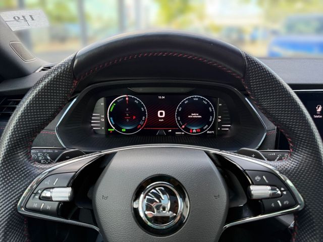 Octavia Combi RS 1.4TSI iV HUD+PANO+KESSY+LED+