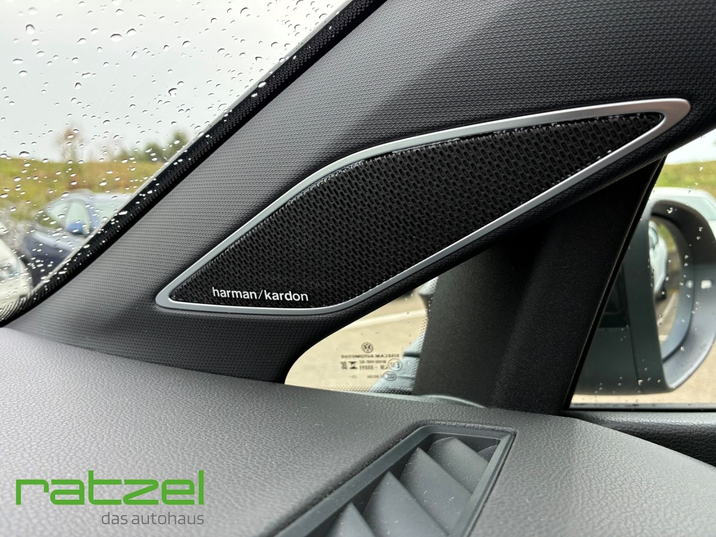 Fahrzeugabbildung Volkswagen Golf GTI Clubsport DSG Akrapovic DCC Navi HUD Ar