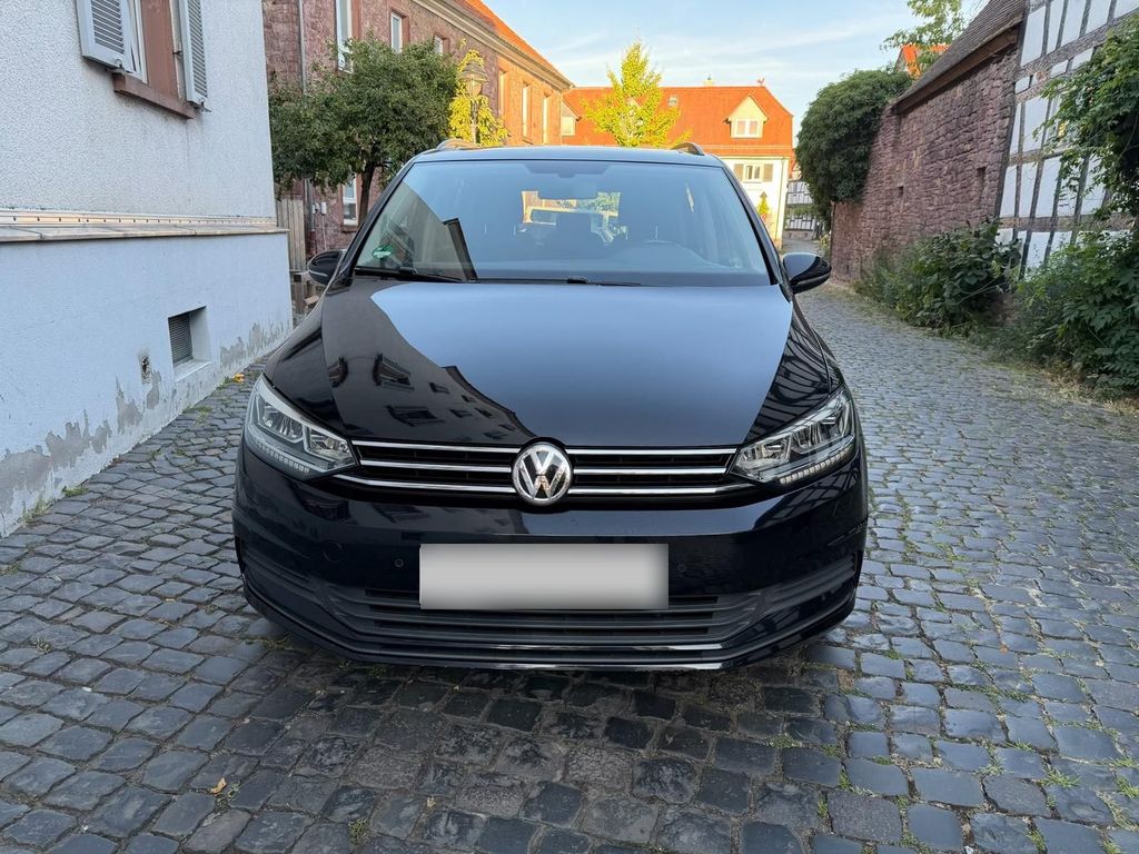 Image of Volkswagen Touran