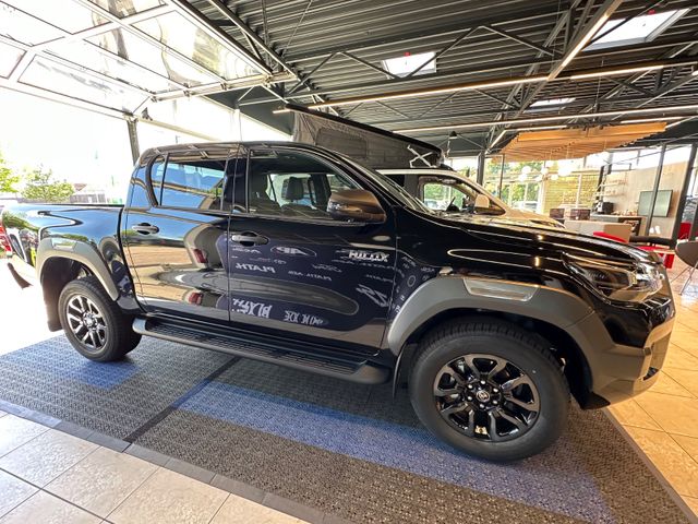 Toyota Hilux Double Cab Invincible 4×4 *SOFORT*