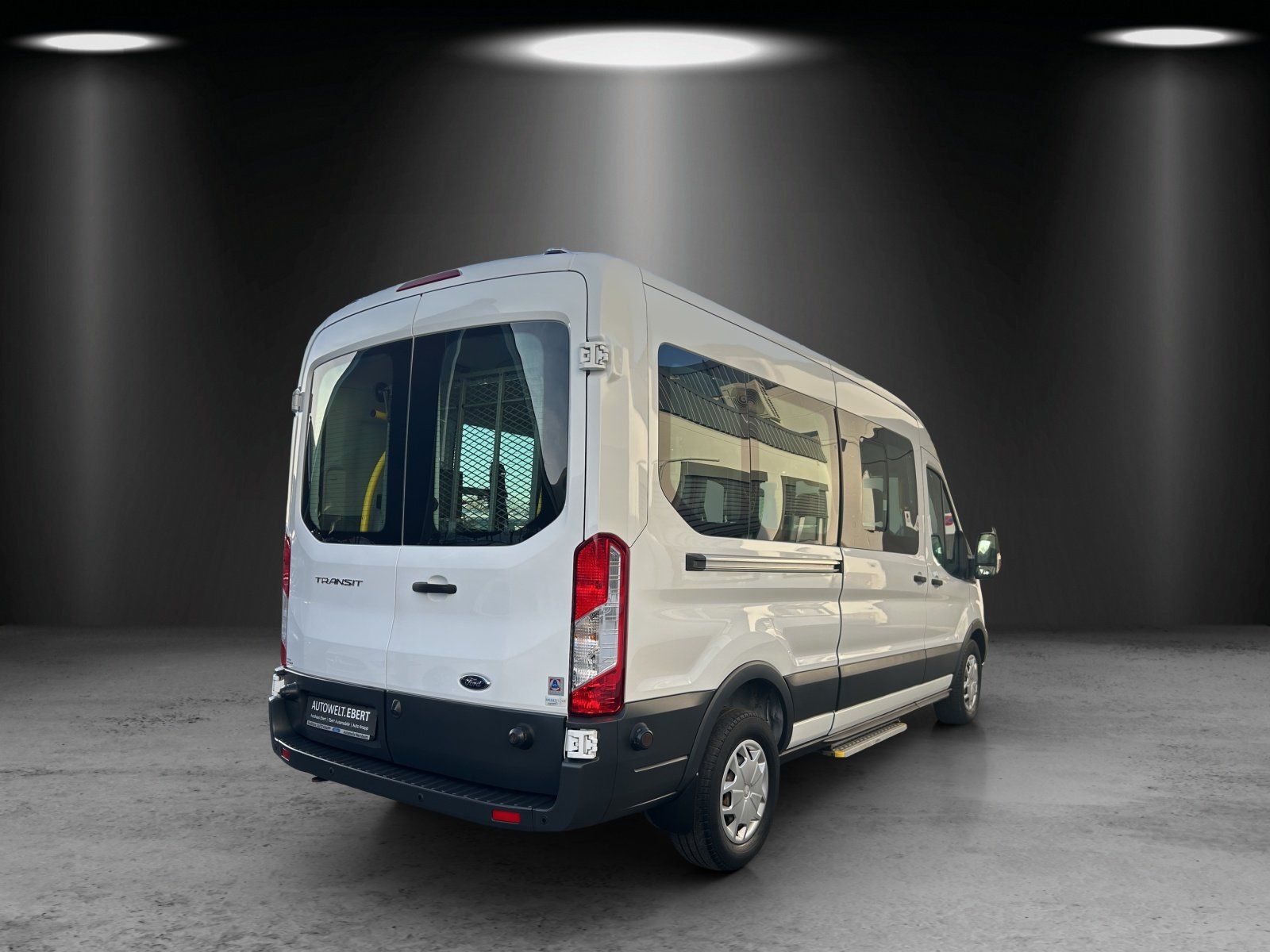 Fahrzeugabbildung Ford Transit FT 350 2.0 TDCi L3 FWD RAMPE/STANDHZG/