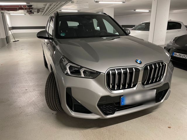 BMW X1 xDrive 20d NEU UVP* 59.290,- AHK A...