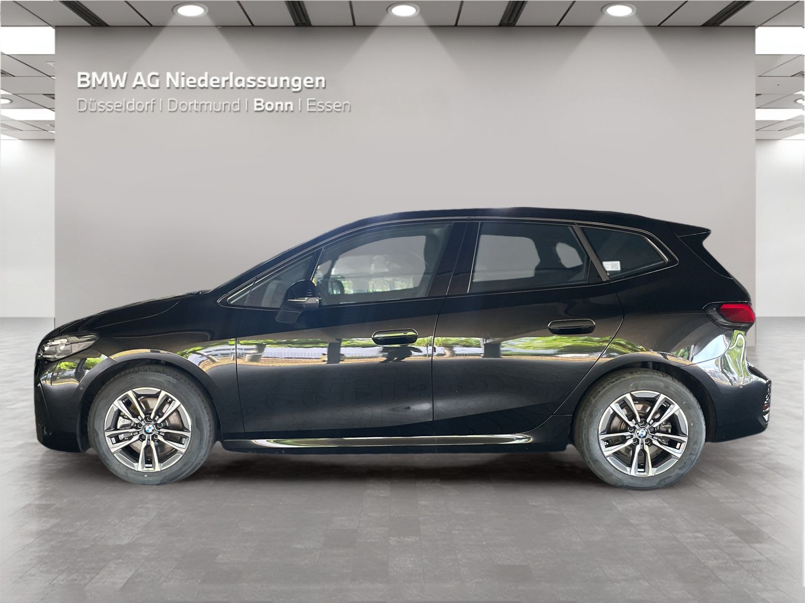 BMW 223 Active Tourer - Bild 5