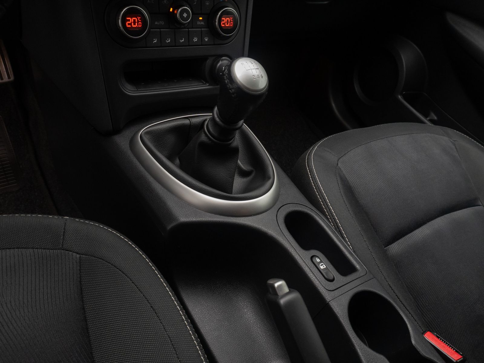 Fahrzeugabbildung Nissan Qashqai 1.5 dCi DPF Visia PDC Tempomat Lederlenk