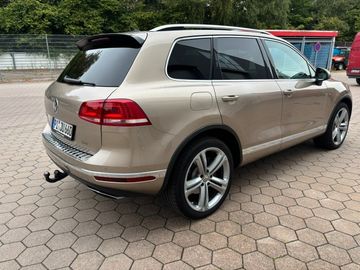 Volkswagen Touareg - 3