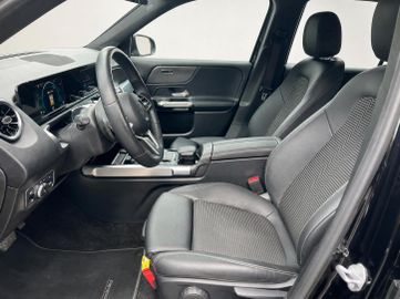 Mercedes GLB 180 - 10