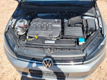 Volkswagen Golf - 9