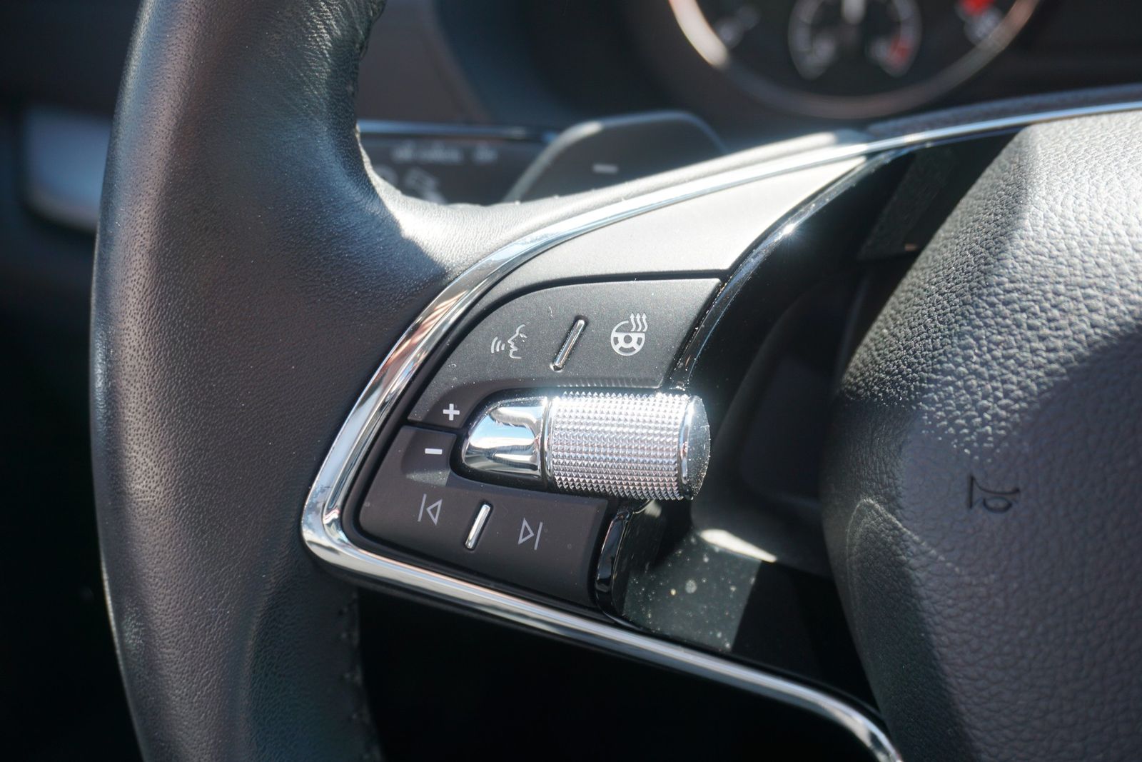 Skoda Octavia Combi Clever DSG LED Android Apple DAB foto 24