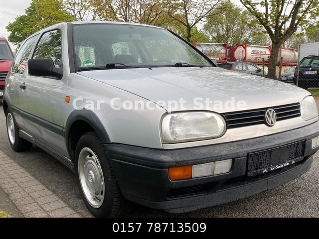 Volkswagen Golf 1.8 TÜV AU NEU