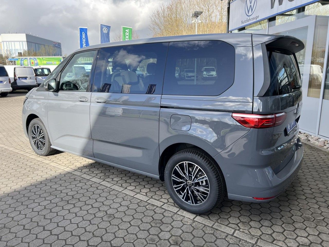 Volkswagen T7 Multivan - Bild 4