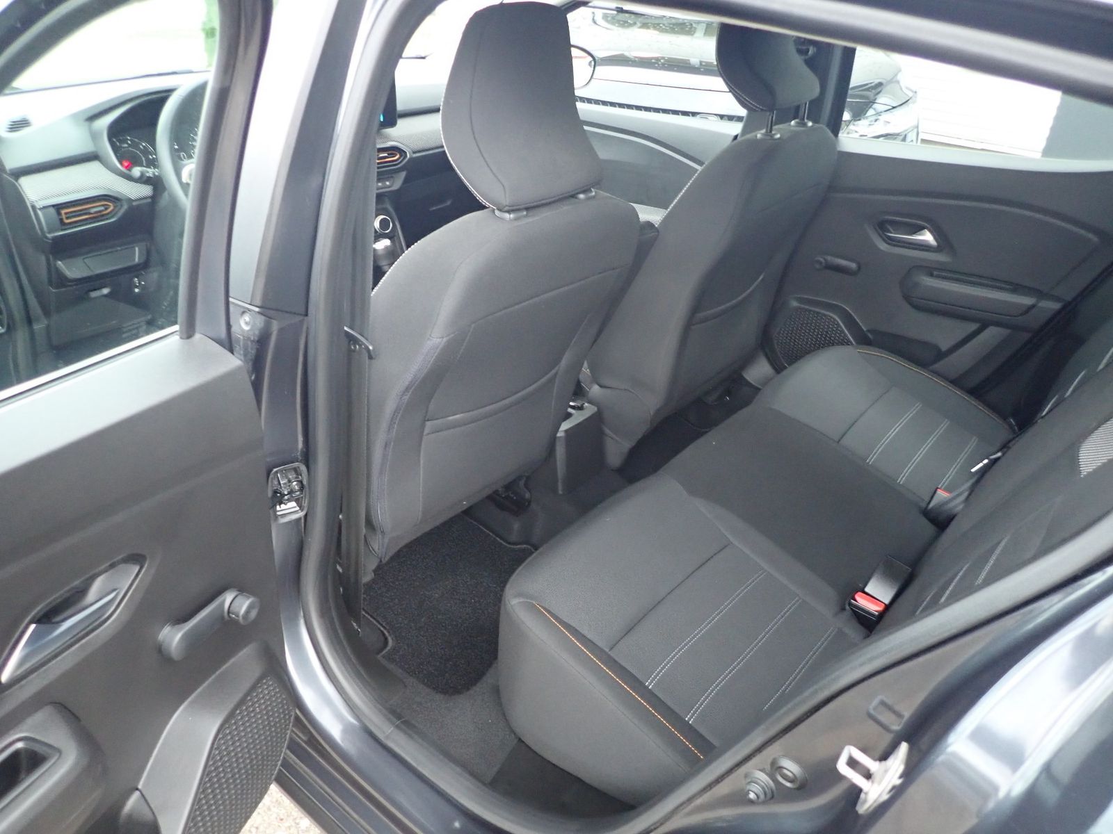 Fahrzeugabbildung Dacia Sandero III Stepway Comfort