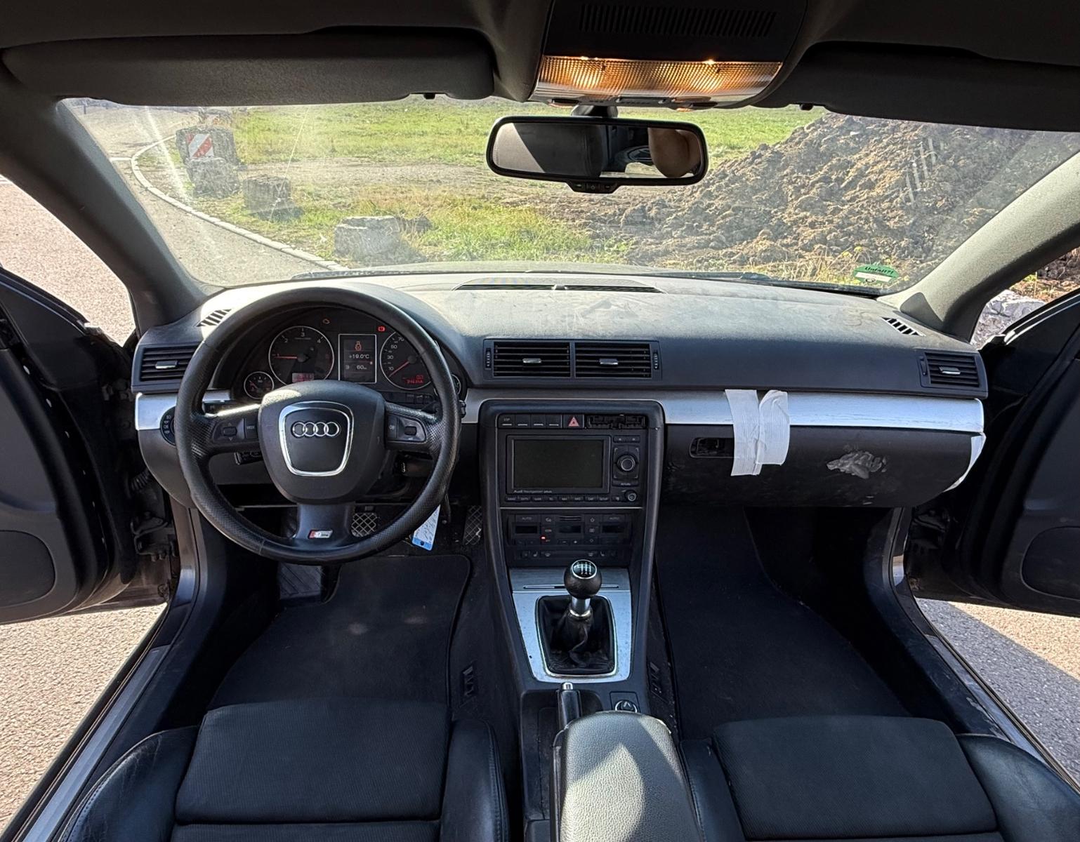 Audi A4 2007 — photo 11