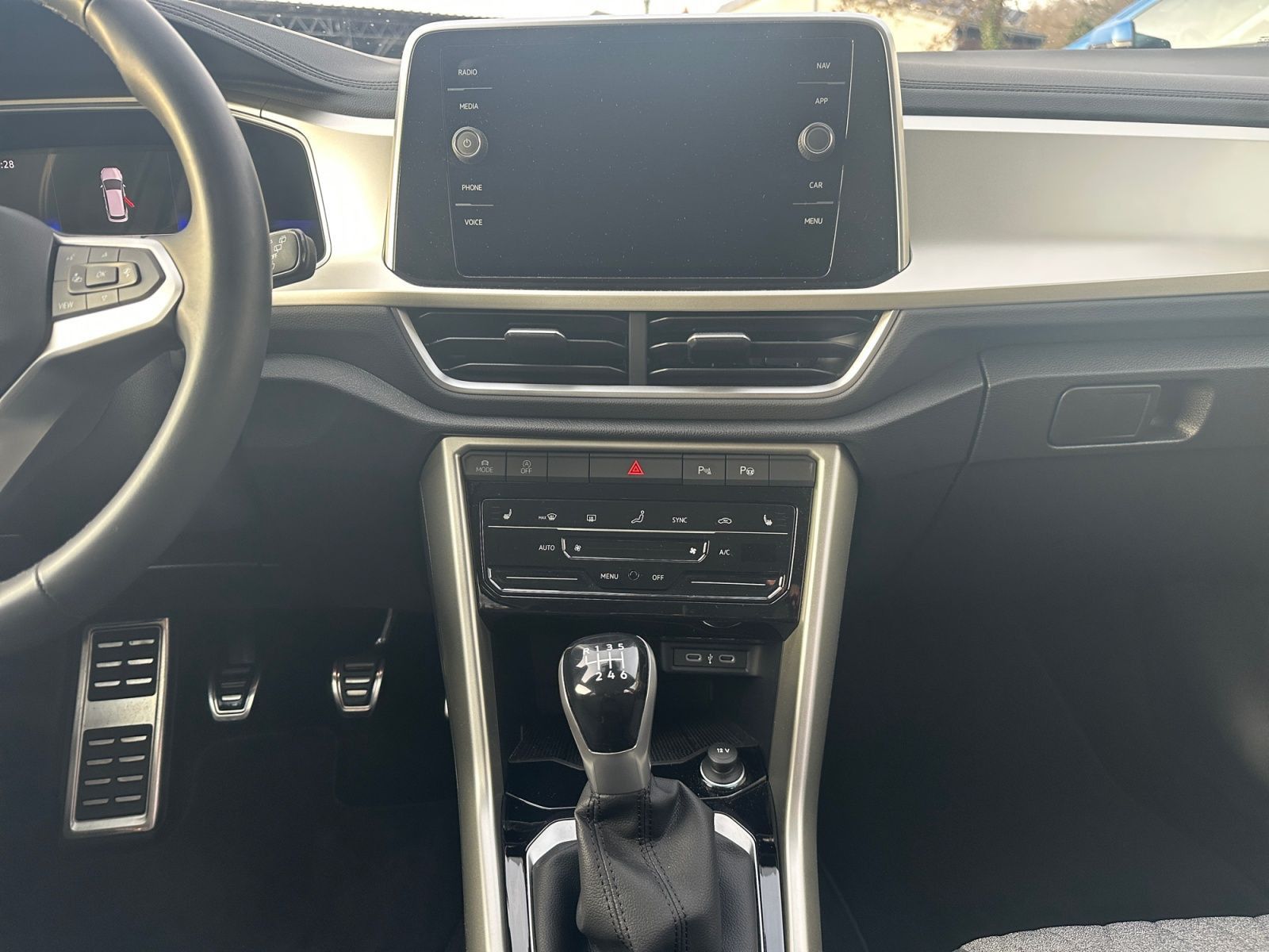 Volkswagen T-Roc - Bild 9