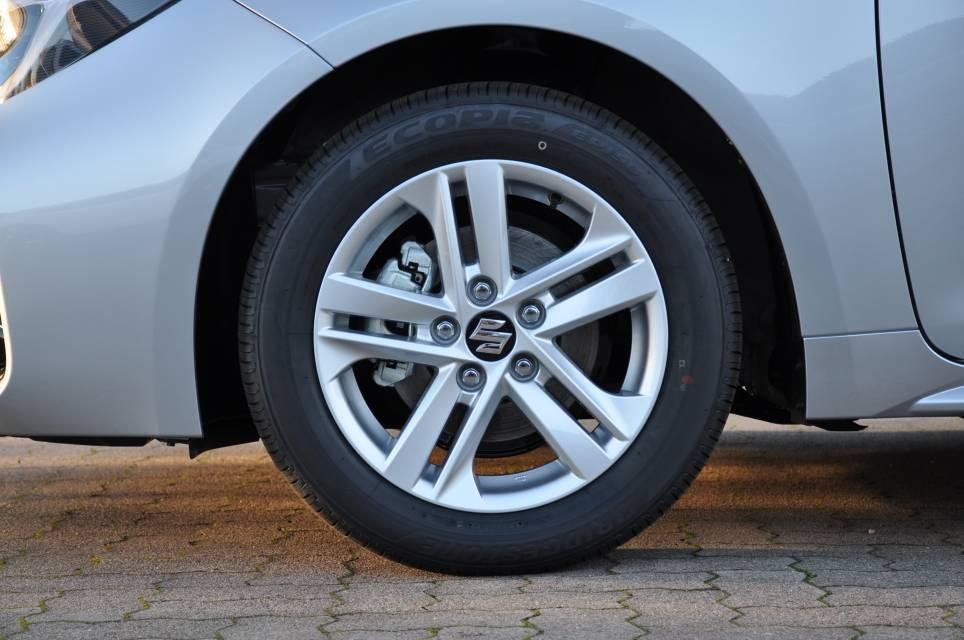 Suzuki Swace Comfort+ CVT Hybrid - Navi