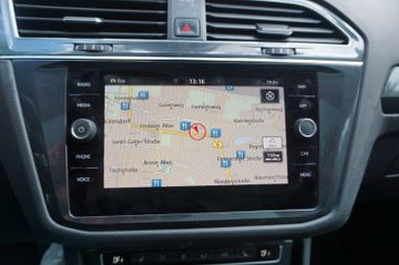 Volkswagen Tiguan Allspace - 11