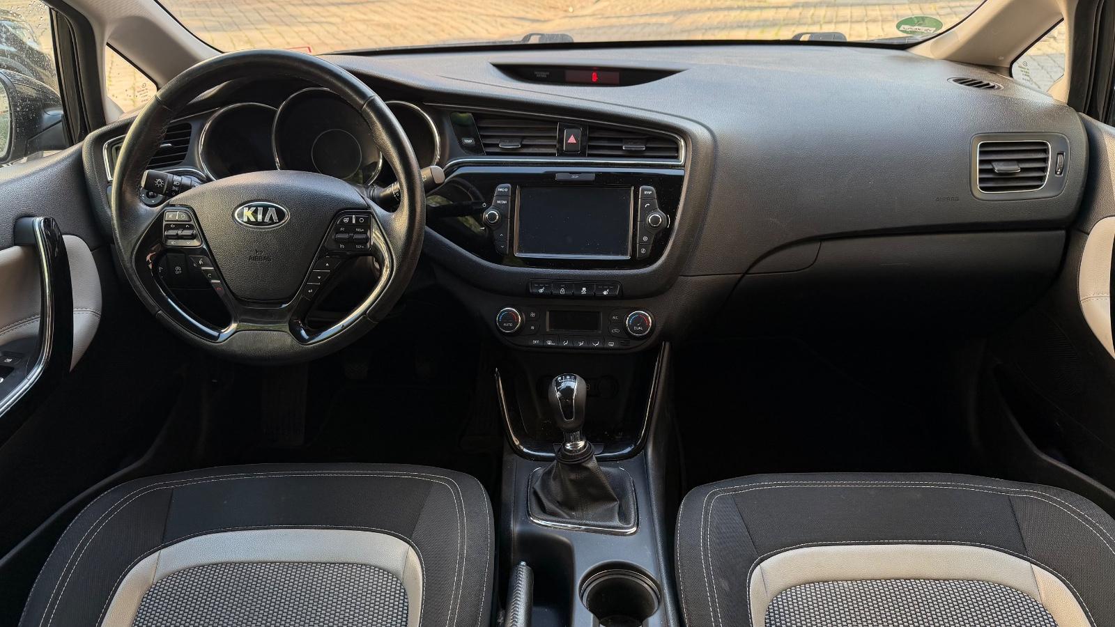 Kia cee'd Sportswagon 1.6 GDI Platinum Edition