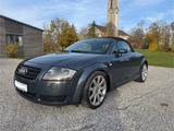 Audi TT Roadster 1.8T 120KW, S-Line, AT Motor,  Leder - Audi: R12