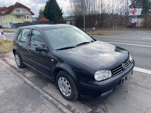 Volkswagen Golf 1.6 Comfortline*Tüv Neu*